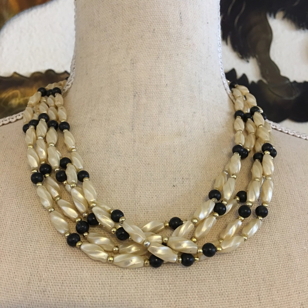 Vintage 70s multi strand pearlescent bead necklace